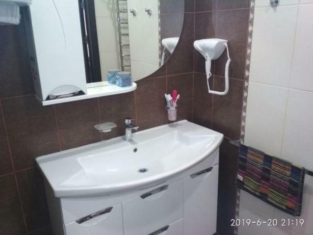 Life House Hotel Berezan Luaran gambar