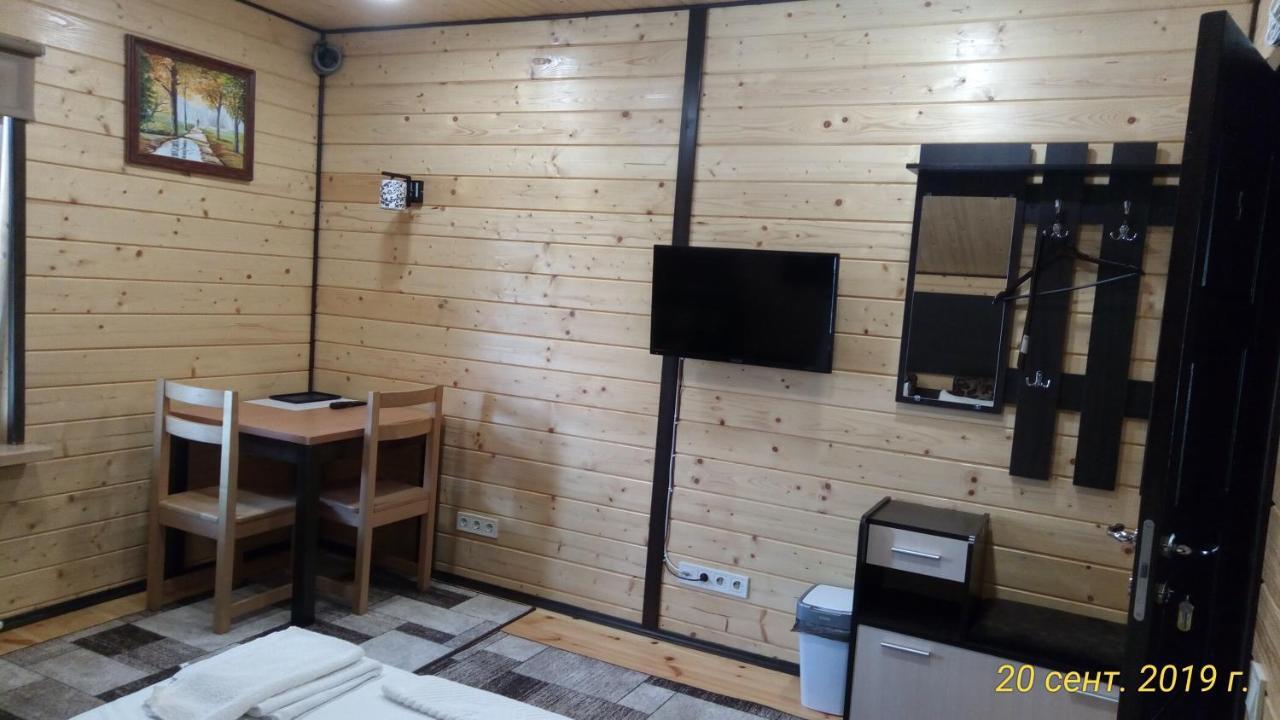 Life House Hotel Berezan Luaran gambar
